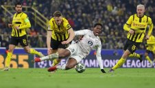 Дортмунд „връзва“ звезда