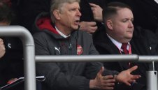 Арсен Венгер се закани Арсенал да удари Ман Сити във финала