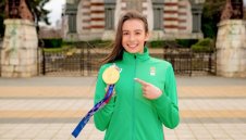 Златно момиче направи Радуканов дядо + СНИМКИ