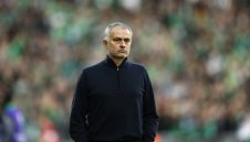 Жозе не пести сили! Пусна силен състав срещу Сент Етиен