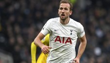 Кейн се изравни с Роби Фаулър, Тотнъм разби Палас