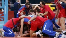 Руснаците с невероятен обрат и злато във волейбола