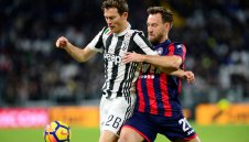 Дортмунд е на малка крачица от привличането на Лихтщайнер