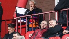 Фенове на ЦСКА бомбардираха Гриша Ганчев с 1200 въпроса