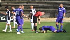 Бойни "смърфове" подчиниха Етър при рестарта