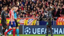 Съперниците щяха да паднат, ако Мане си поеме дълбоко въздух