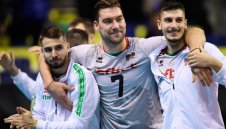 Пранди събира националите на двумесечен лагер в София