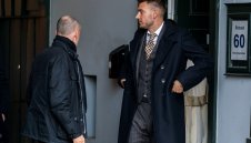 Няма мърданe! Лорд Бендтнер ще лежи в затвора