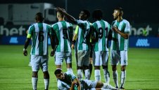 Големи проблеми за латино Берое 