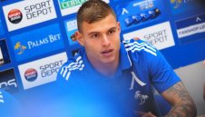 Депресия? Вуцов е топ вратар!