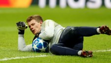 "Миньорите" бесни на Байерн: Спрете да говорите за вратаря ни!