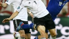 Швайнщайгер играе с травма