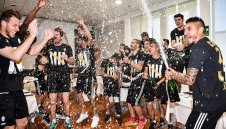 ОБЗОР: Серия "А", 35-ти кръг + ВИДЕО И СНИМКИ