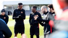 Радост в Барса! Многомилионният Осман отново тренира