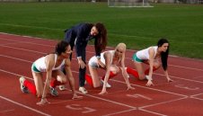 България загуби пет места и вече е №78 в света