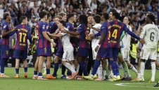 Нова драма: Победният гол на Реал Мадрид в "Ел Класико" беше нередовен + СНИМКА