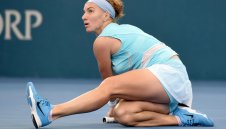 Кузнецова стартира защитата на титлата си в Сидни с победа