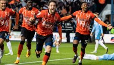 Шапкарите продължават да мечтаят за Висшата лига