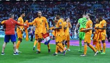 Френки си призна: Не знам как да спра Меси, трябва да го направим като отбор