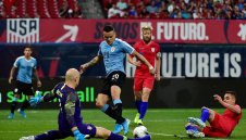 САЩ и Уругвай не се победиха, Чили падна изненадващо