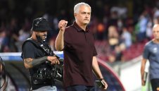 Моуриньо се прицели в рекорд на Алегри