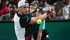 Гришо и Медведев откриват програмата на Централния корт в Париж