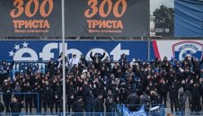 10 от Спартак Вн дочакаха първа победа от октомври, феновете на соколите пробваха да нахлуят