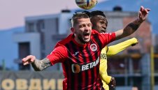 Ботев Пловдив и Локо София се занулиха