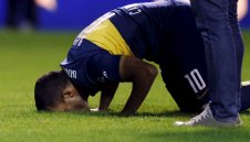 Марадона и 50 000 фенове приветстваха Тевес + ВИДЕО И СНИМКИ