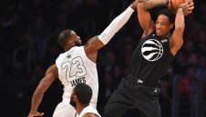 Отборът на ЛеБрон триумфира в Мача на Звездите