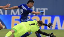 Левски удари Етър с голове за 60 секунди