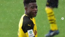 Сензацията на Дортмунд Мукоко ужили Байерн с 5 пчелички + СНИМКА