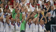 21 години по-късно: Германия отново оглави ранглистата на ФИФА