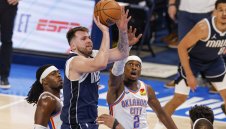 Eдва за трети път Дончич не испя да вкара 20 точки в плейофите