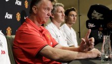 Ненаситният ван Гаал: Искам още двама