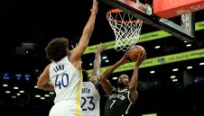 Шамарите за Голдън Стейт продължават, Уориърс получиха 91 точки за полувреме