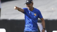 Треньорът на Валенсия на дузпата