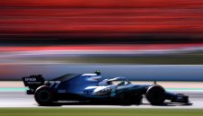 Ботас мина Хамилтън и Макс на "Пол Рикар"