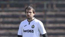 Оперираха Дарко Тасевски, ще се завърне в игра след половин година