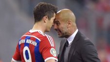 Левандовски излиза срещу Барса с маска на лицето