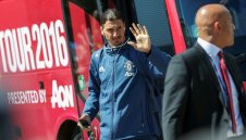 Ериксон: Ибра може да бъде новият Кантона за Юнайтед