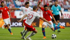 Полша пропиля 2 гола аванс срещу Чили