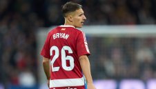 Байерн граби ас на Гранада 