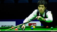 Сензацията Ун-Но пропусна 147 по черната и яде бой от Нийл Робъртсън + ВИДЕО