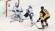 Питсбърг нанесе първия удар във финала за купа "Стенли"