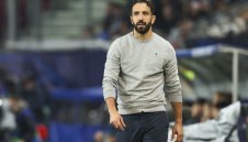 "Поетът", който ще спасява потъващия кораб Манчестър Юнайтед