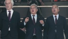 Барса прилапва бразилско бижу
