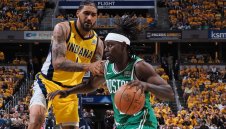 Засипаха с похвали героя за Бостън след новата победа над Индиана