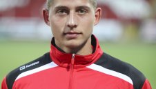 ЦСКА-София излезе с позиция за изгонения Слави, застана зад него