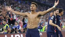 Феноменално: Дезире Дуе написа история в Шампионска лига